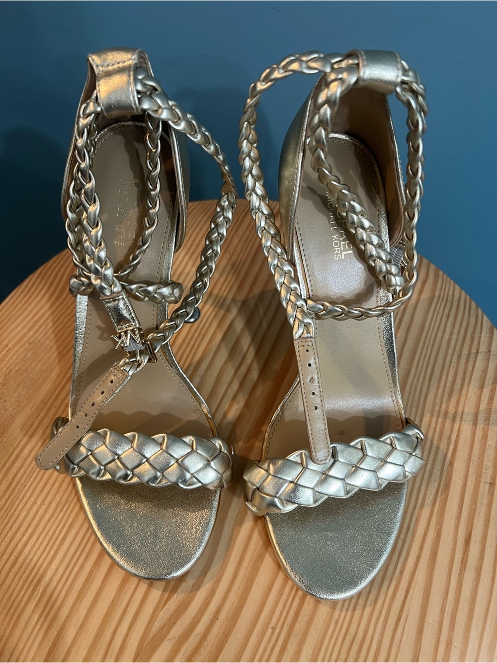 Michael Kors Gold Braided T Strap Stiletto Sandals Size 6.5M